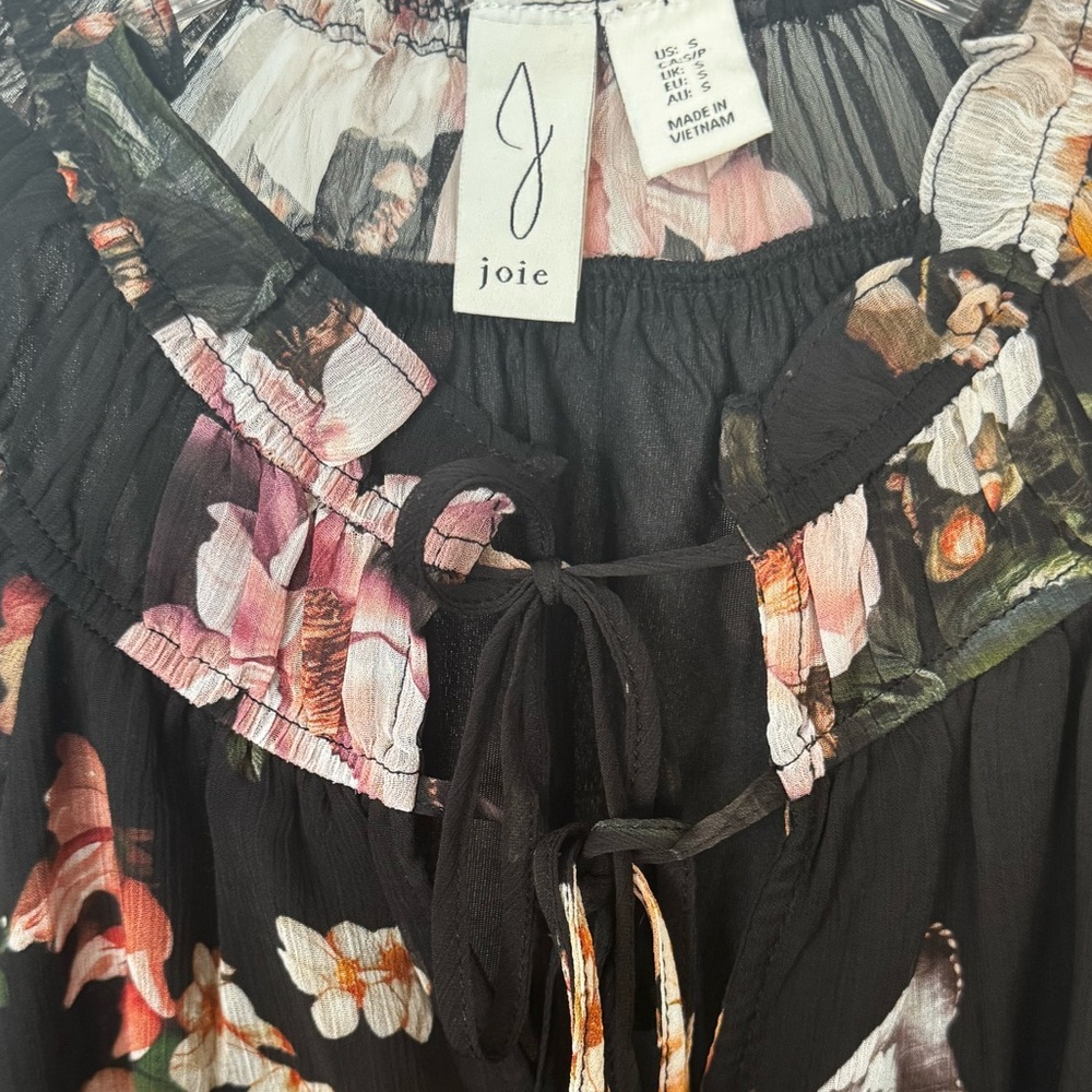 Joie Black Floral Sheer Blouse NWOT - Picture 2 of 4